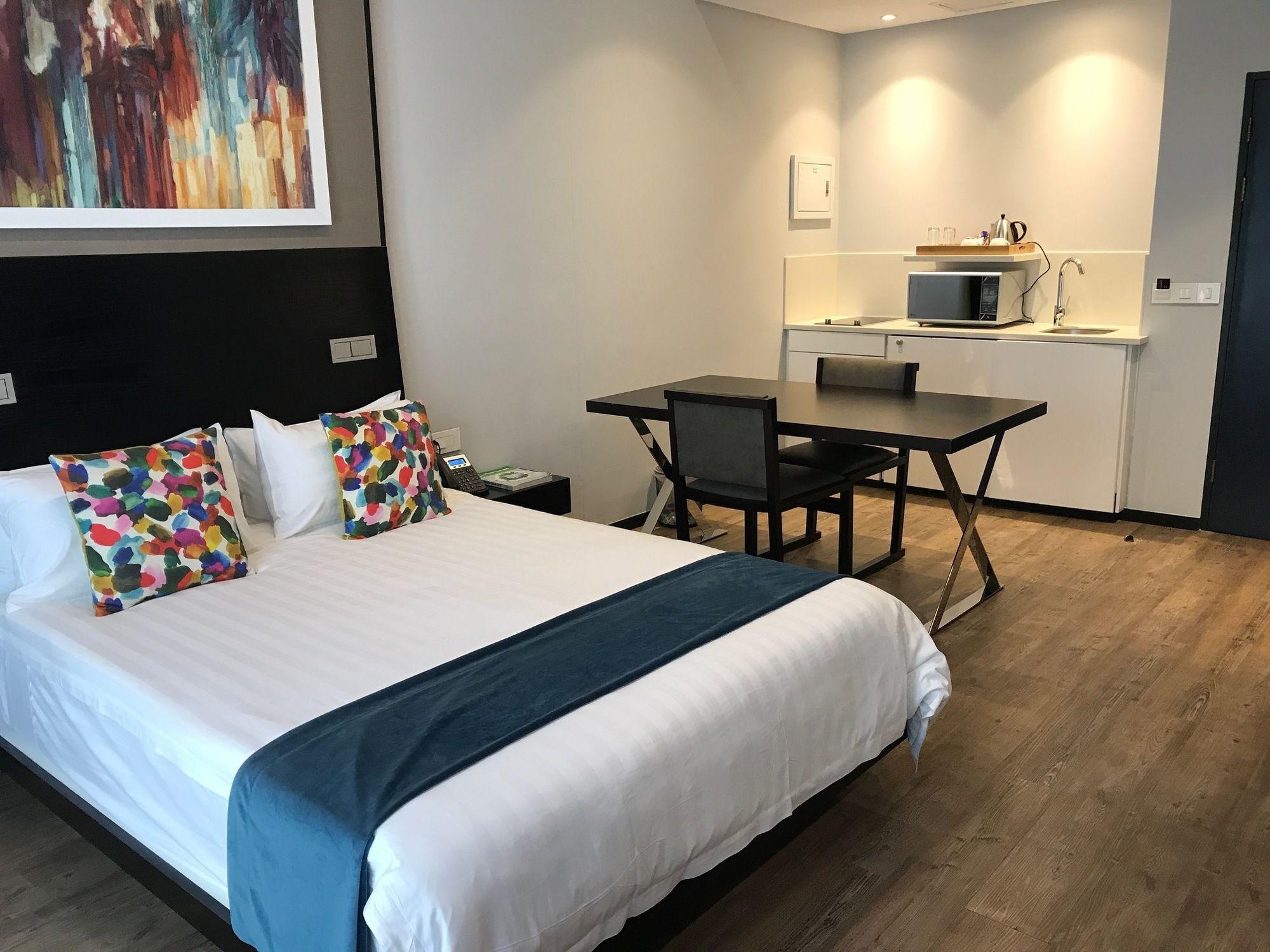 Room50Two Gaborone Zewnętrze zdjęcie